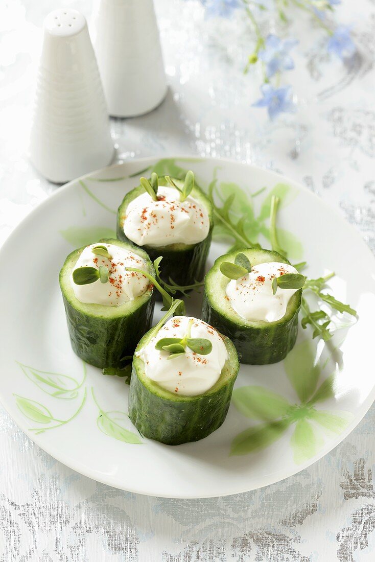 Stuffed gherkins with sour cream