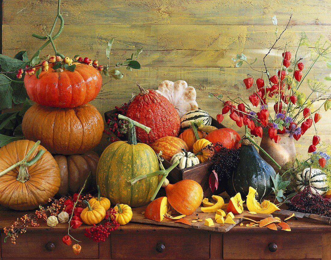 An arrangement of pumpkins
