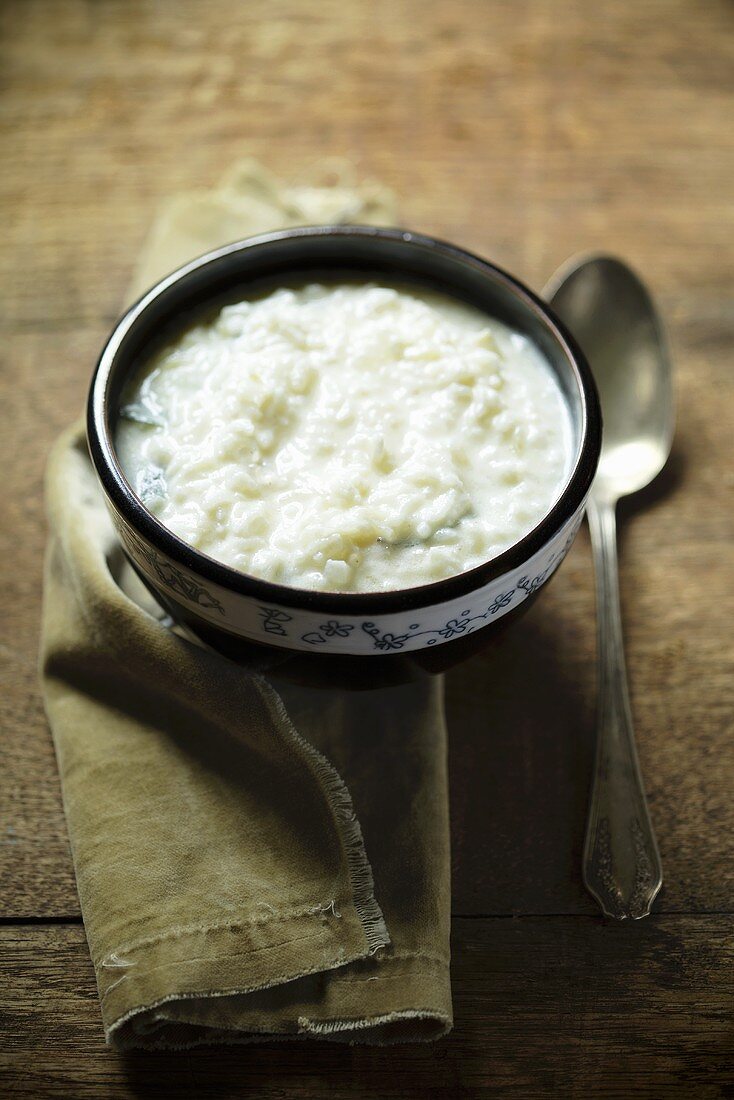 Spas Suppe (Joghurt-Weizen-Suppe, Armenien)