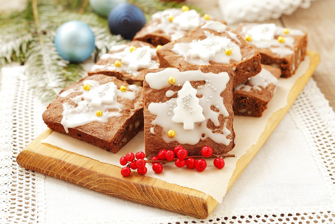 Ingwerschnitte mit Zuckerglasur zu Weihnachten