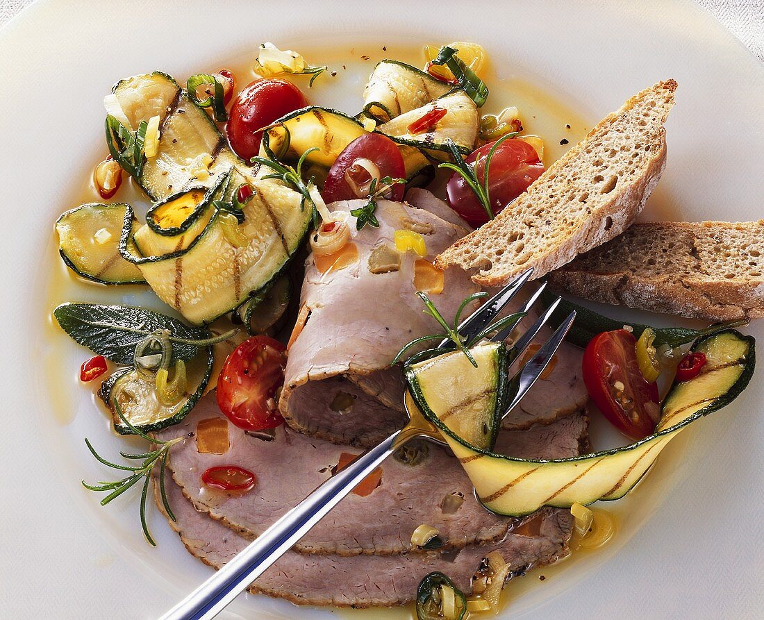Cold roast veal with marinated courgettes