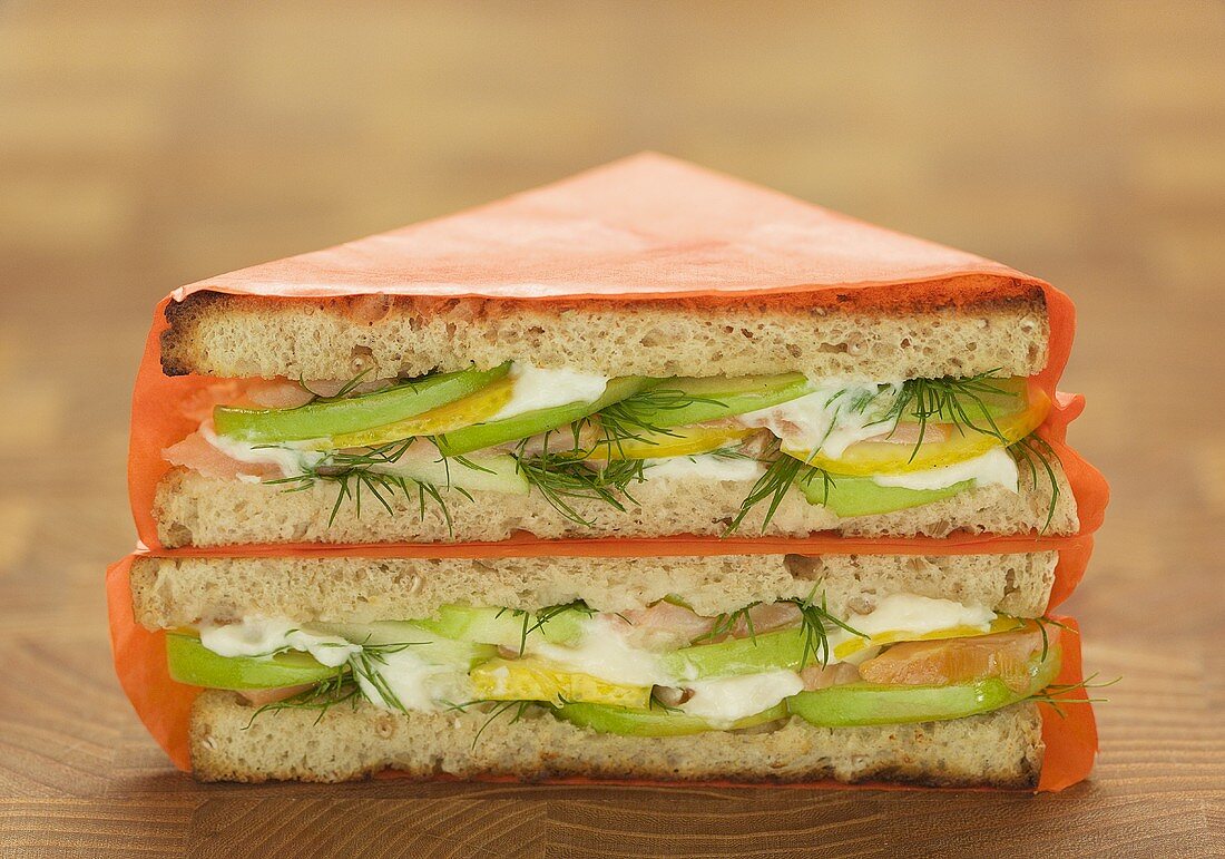Grilled smoked salmon and apple sandwiches with mayonnaise