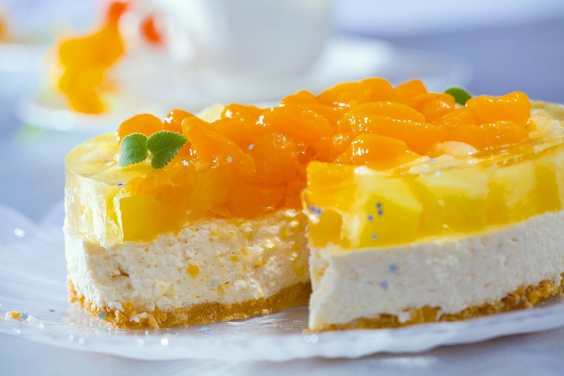 Mandarin and pineapple cheesecake