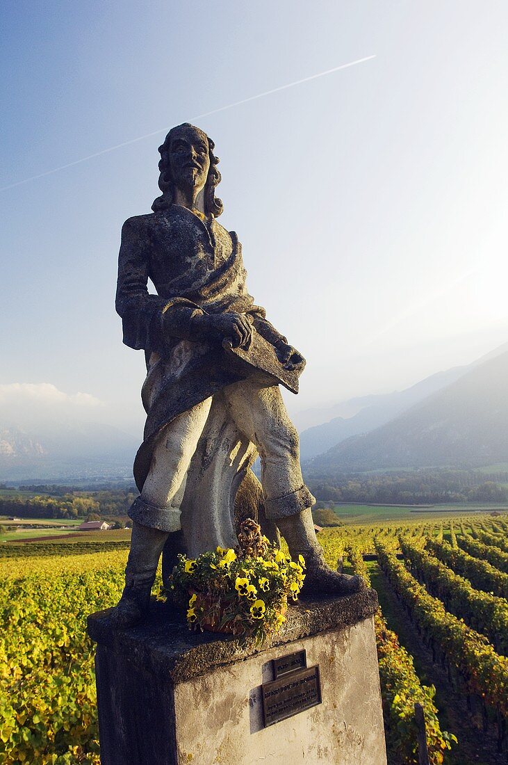 Statue des Burgunders Duc de Rohan in Jenins, Graubünden, Schweiz