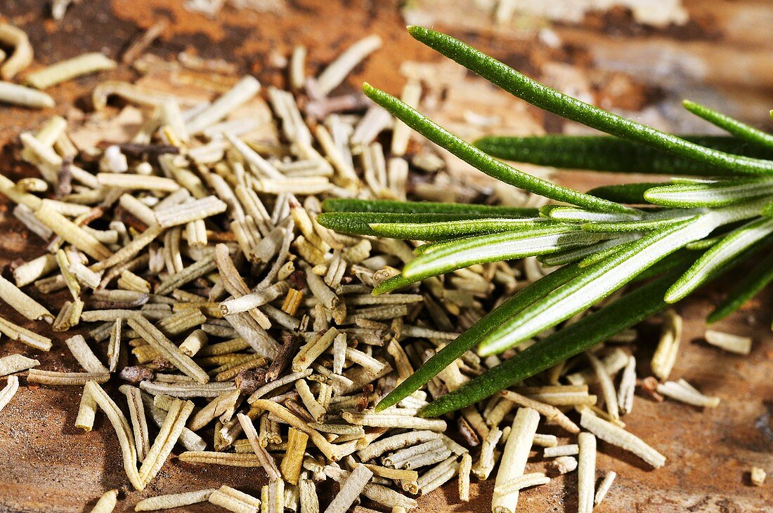 Rosemary, fresh and dried