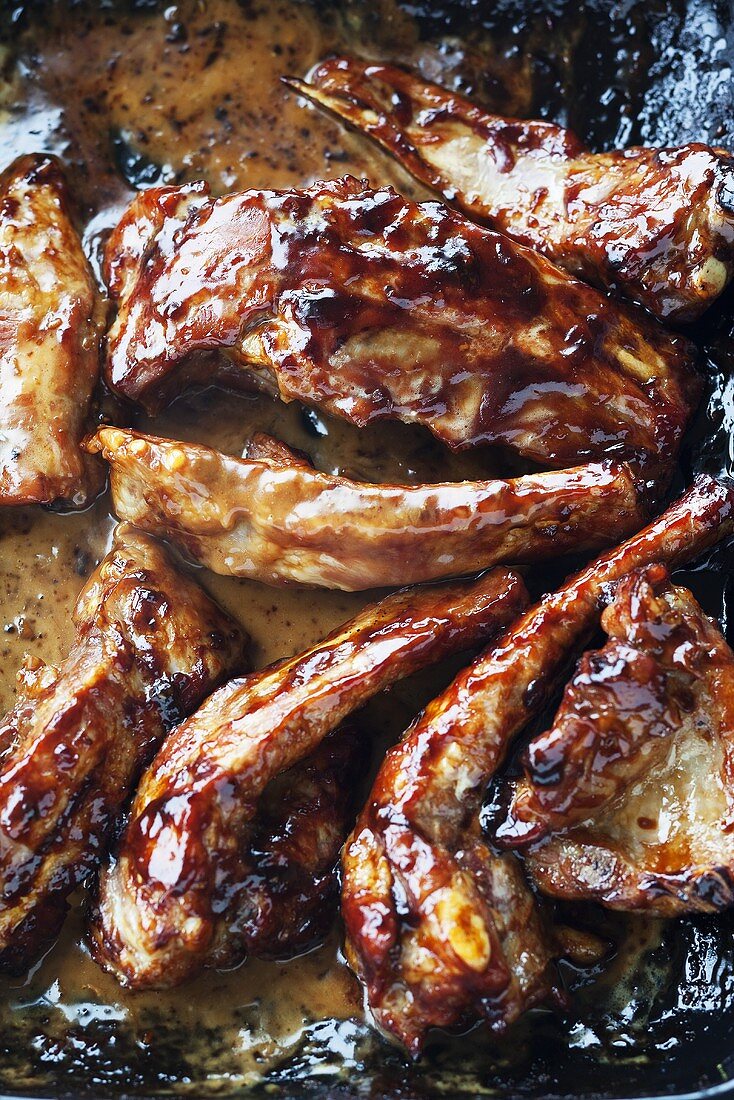 Spare-ribs with sauce