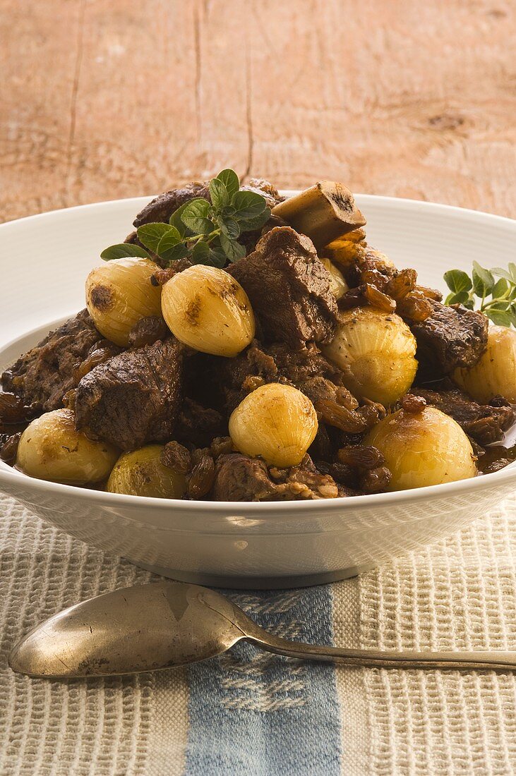 Greek beef and onion stew