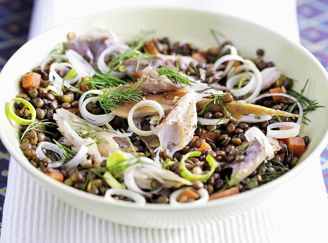 Linsensalat mit geräucherter Makrele