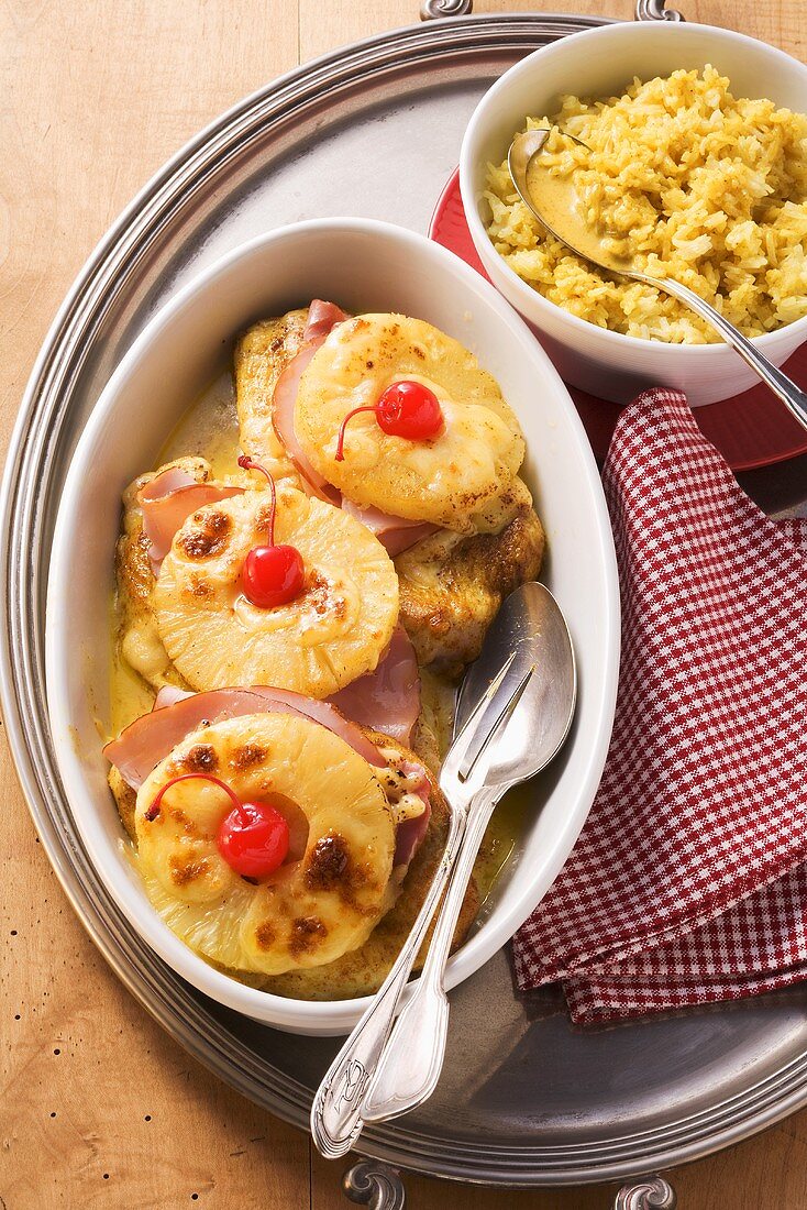 Putenschnitzel Hawaii mit Curryreis