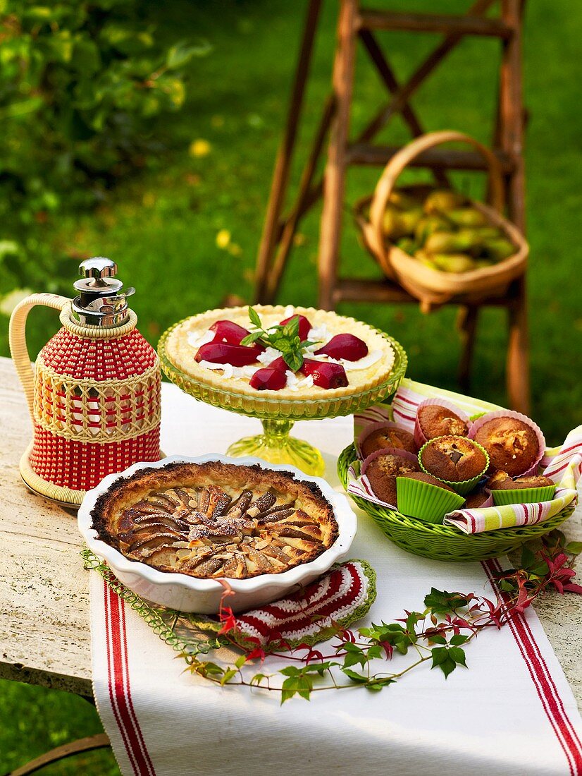 Pear tart, pie with red wine pears and pear muffins