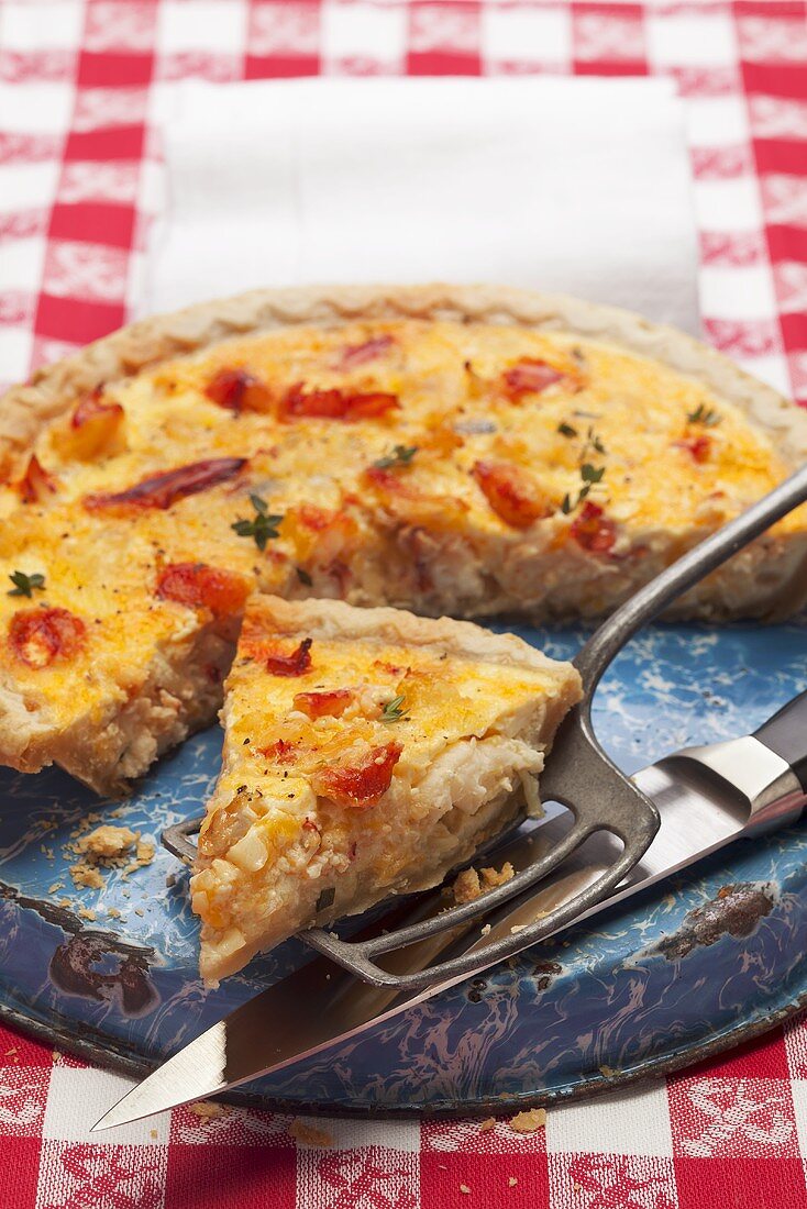 Hummerquiche, angeschnitten (USA)