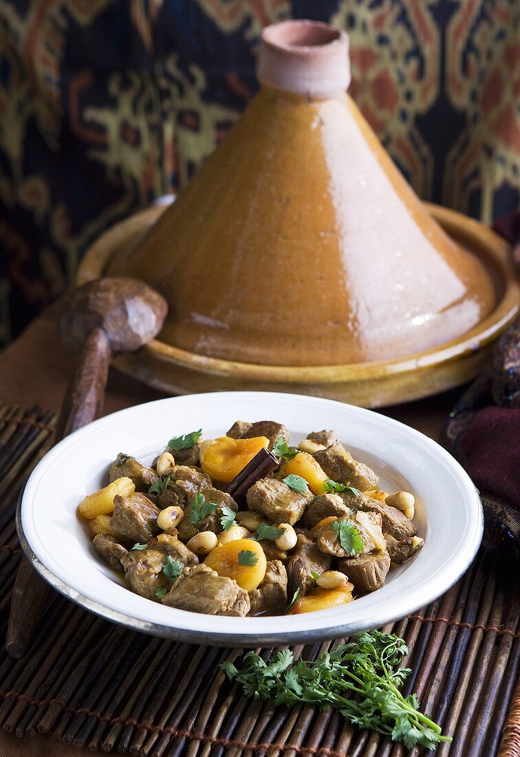 Lamb tajine with apricots, almonds and cinnamon