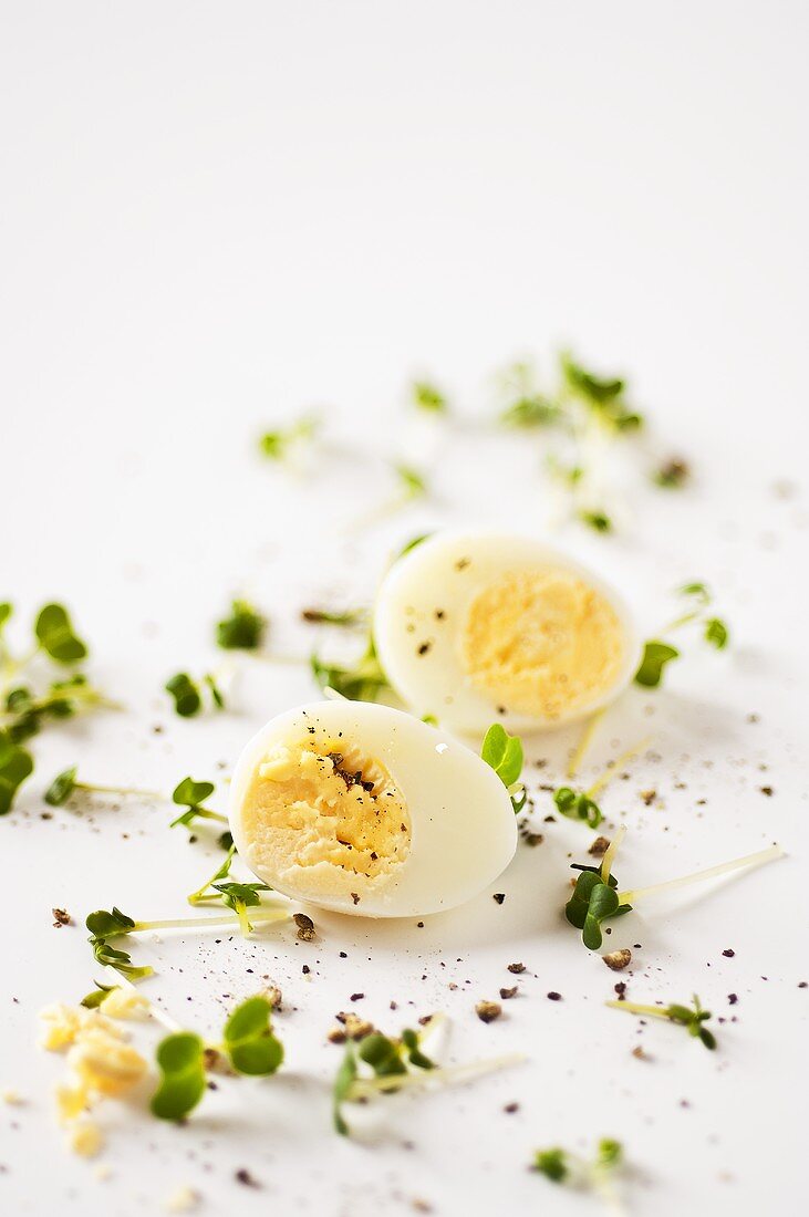 Boiled quails eggs and fresh cress