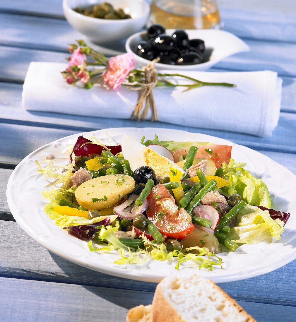 Salade niçoise (France)