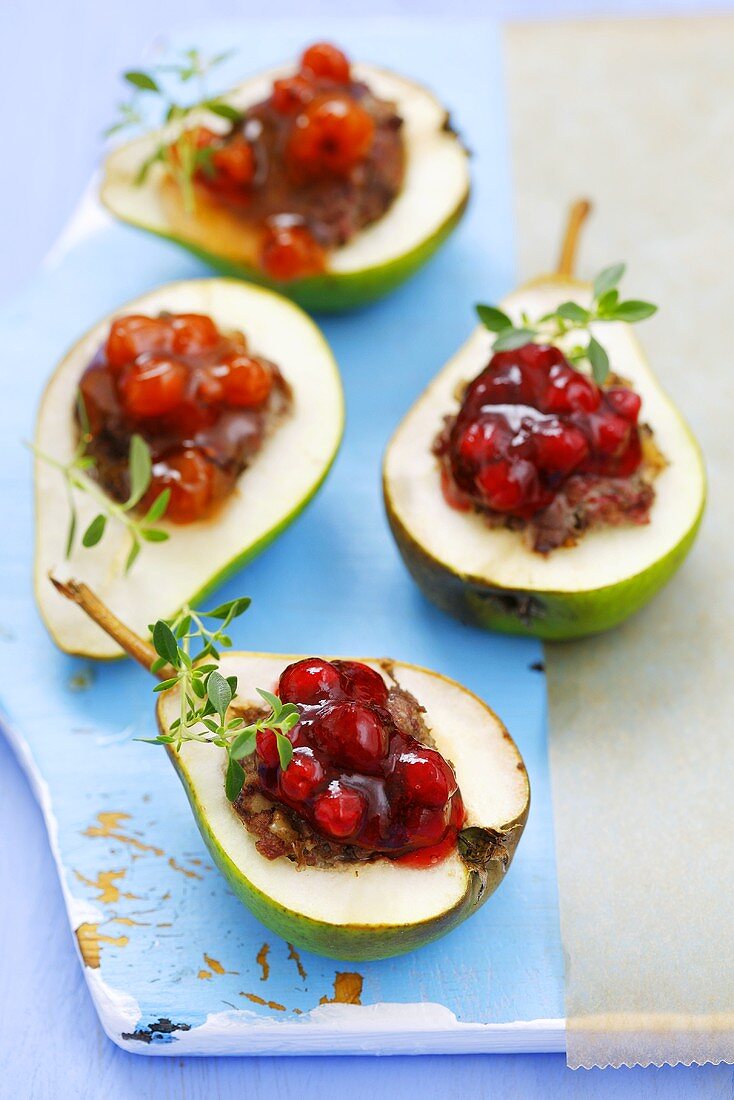 Pears stuffed with rowanberry and cranberry jam