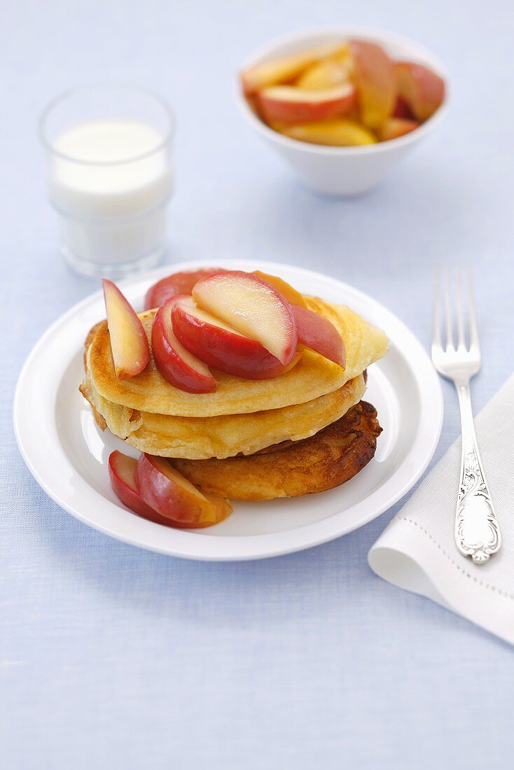 Pancakes with stewed apple