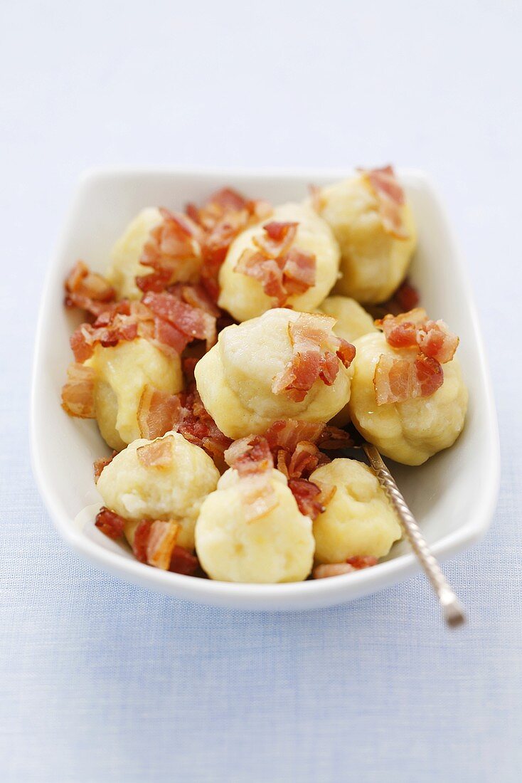 Potato dumplings with bacon, Silesia
