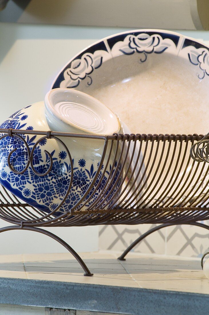 Bowl and plate in dish rack