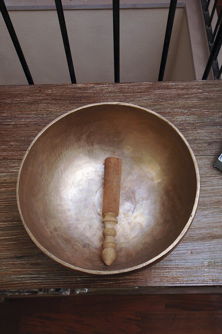 Singing bowl