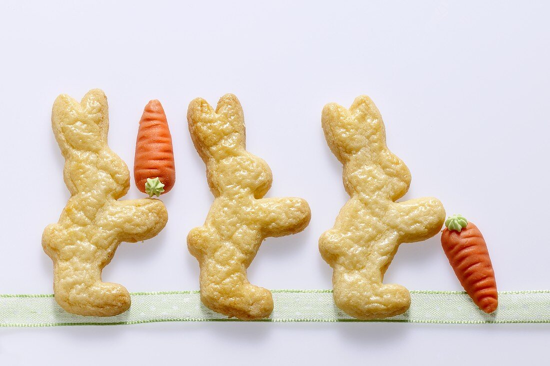 Amusing rabbit biscuits with carrots
