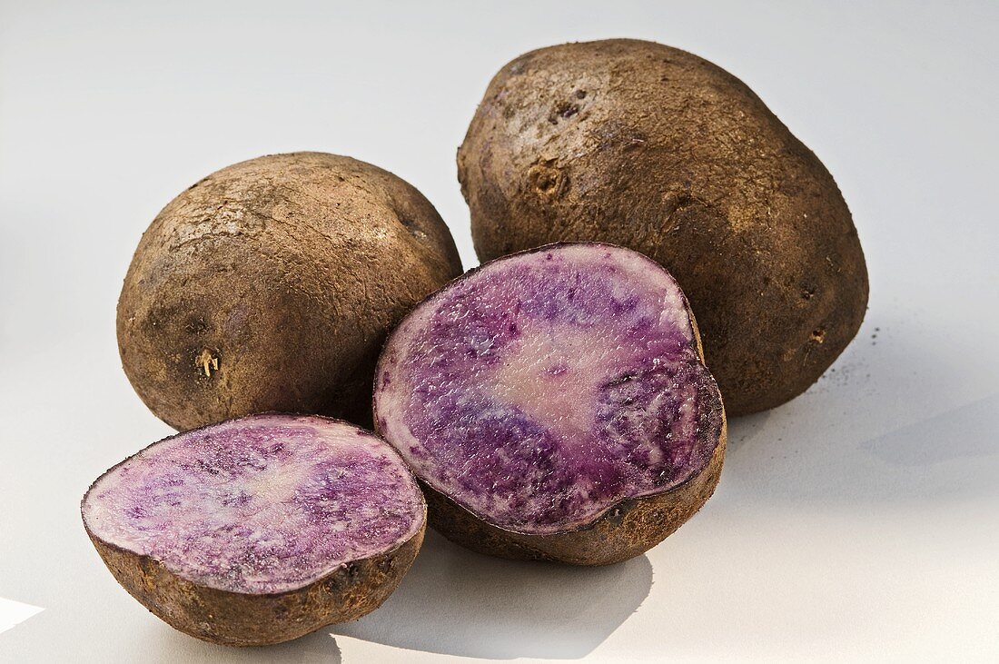'Blauer Schwede' potatoes