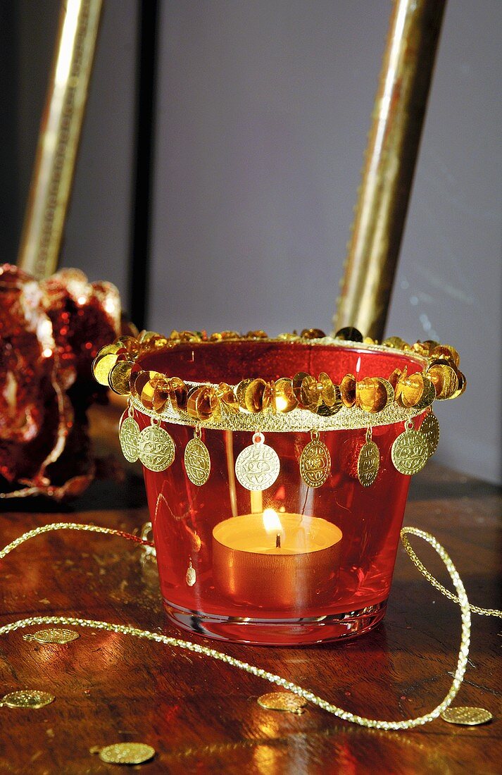 Tealight in red glass