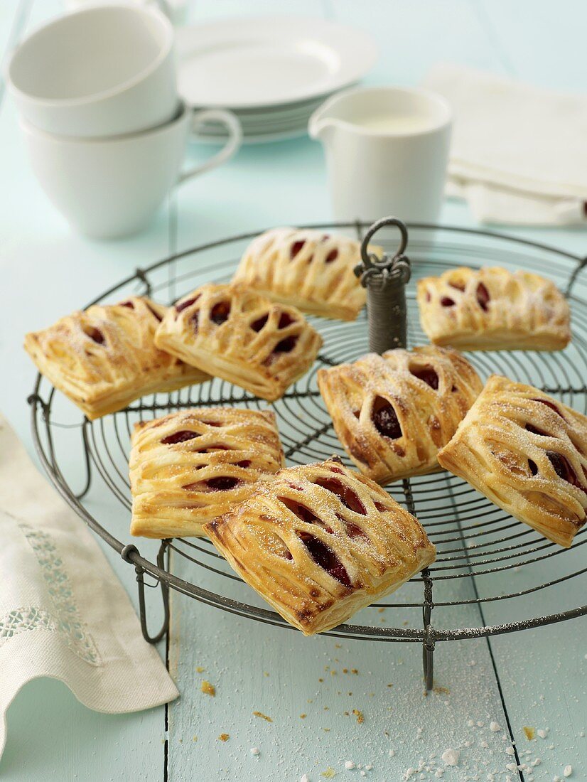 Cherry and quark lattice pastries (made with puff pastry)