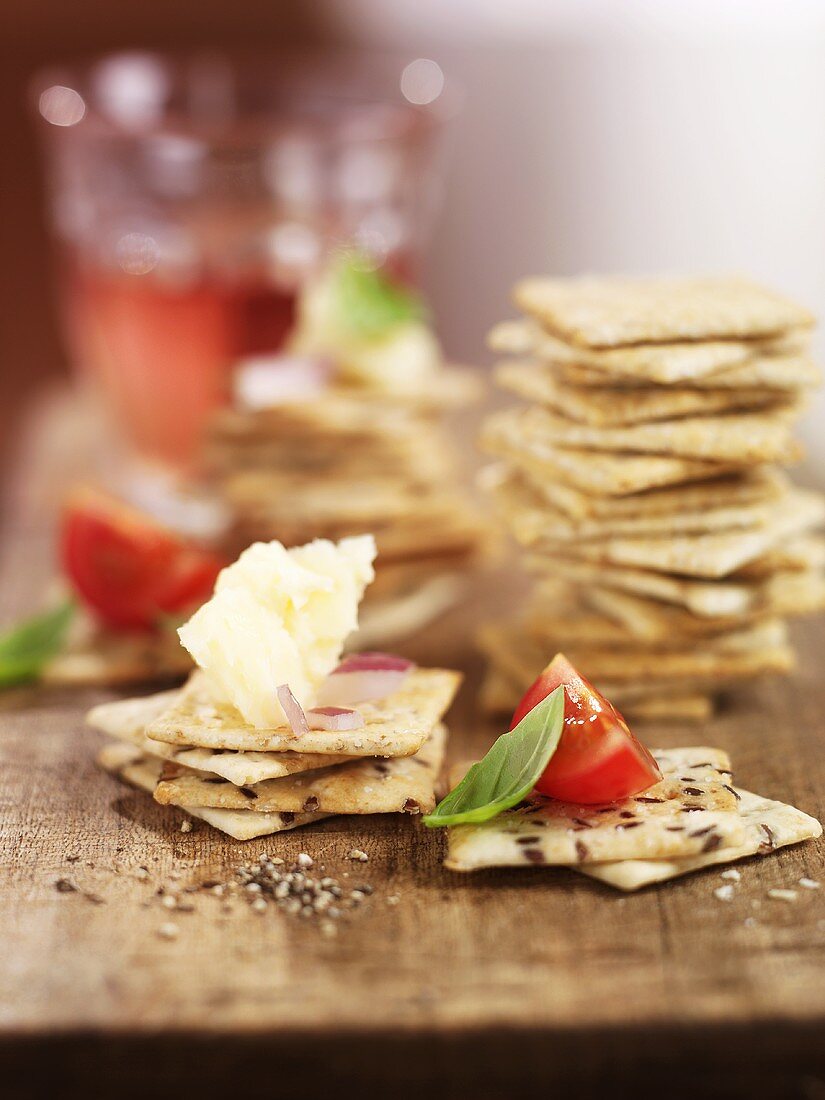 Crackers with cheese and tomato