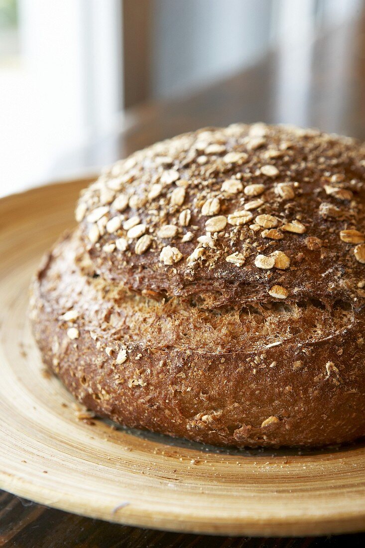 Rye bread with rolled oats