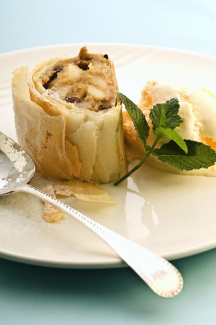 Apple and pear strudel with fresh mint