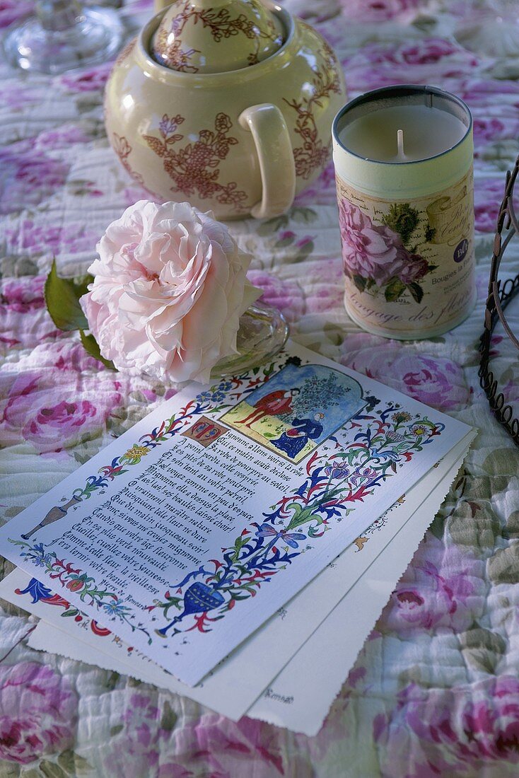 Romantic table decoration, Château de la Verrerie (France)