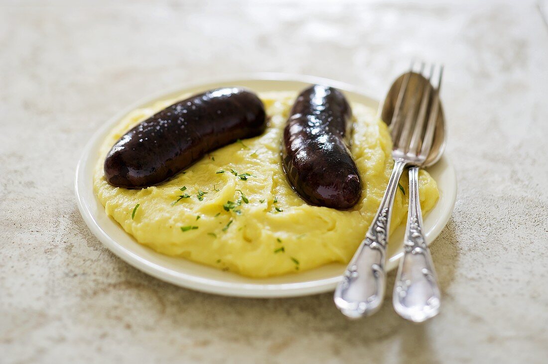 Black pudding with mashed potato