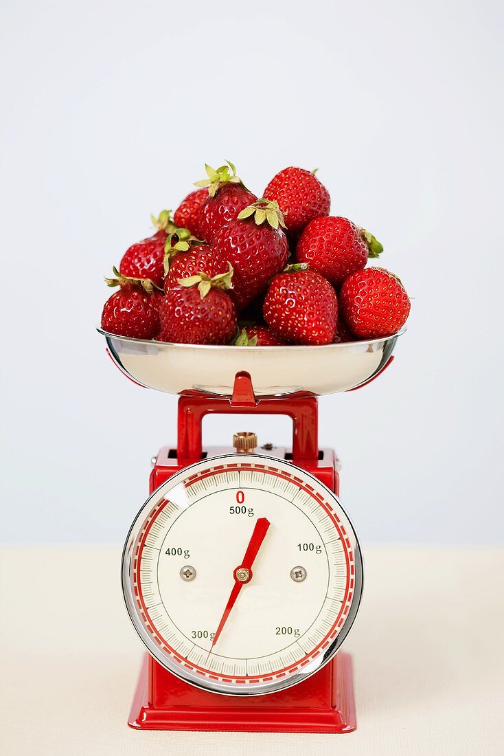 Strawberries on kitchen scales