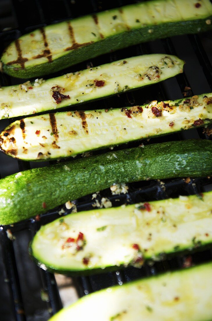 Grilling courgettes