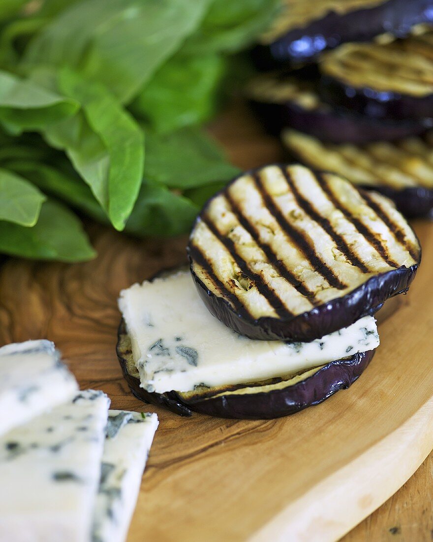 Grilled aubergine slices with Dolcelatte cheese