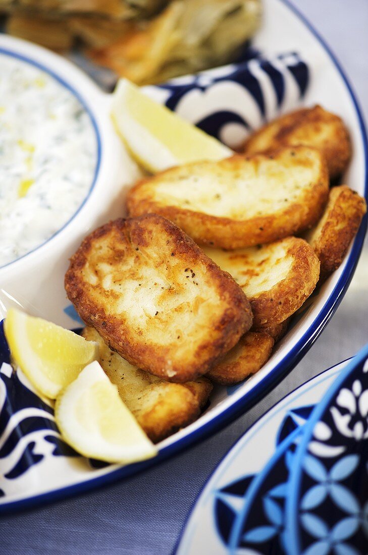 Fried Halloumi cheese with dip