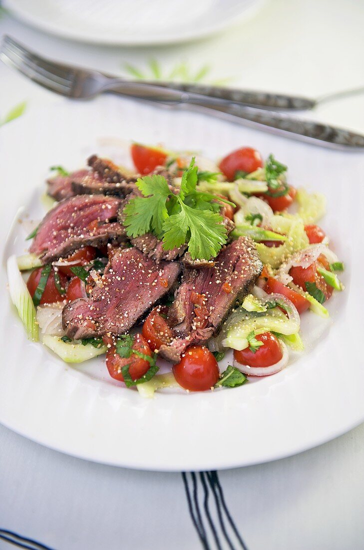 Rindfleischsalat mit Gemüse (Thailand)