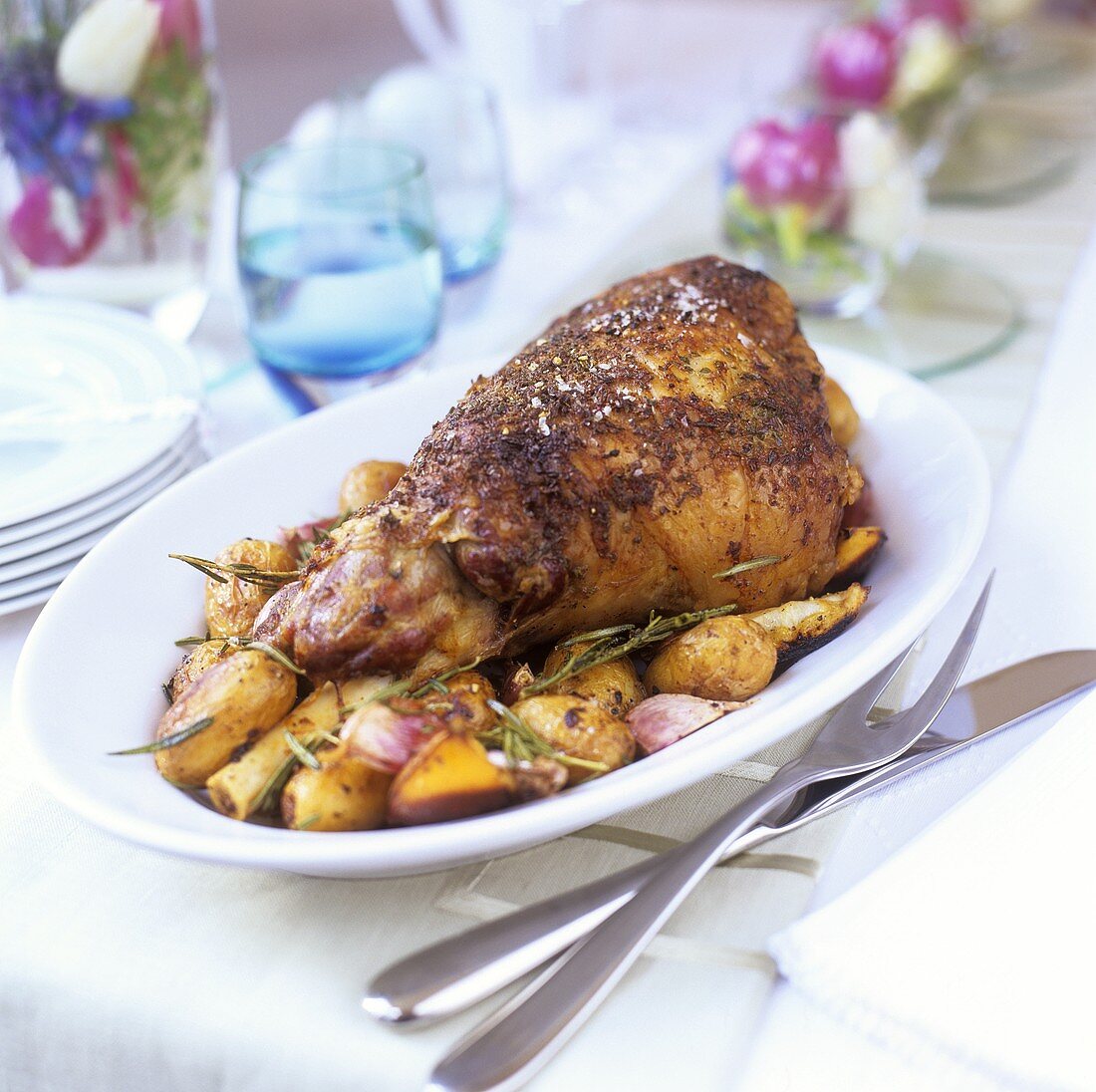 Leg of lamb with rosemary potatoes