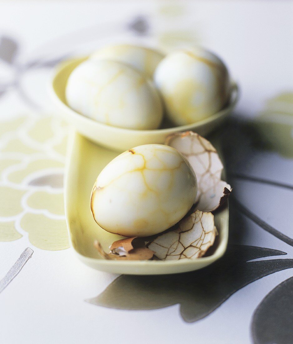 Chinesische marmorierte Wachteleier (Marbled tea eggs)