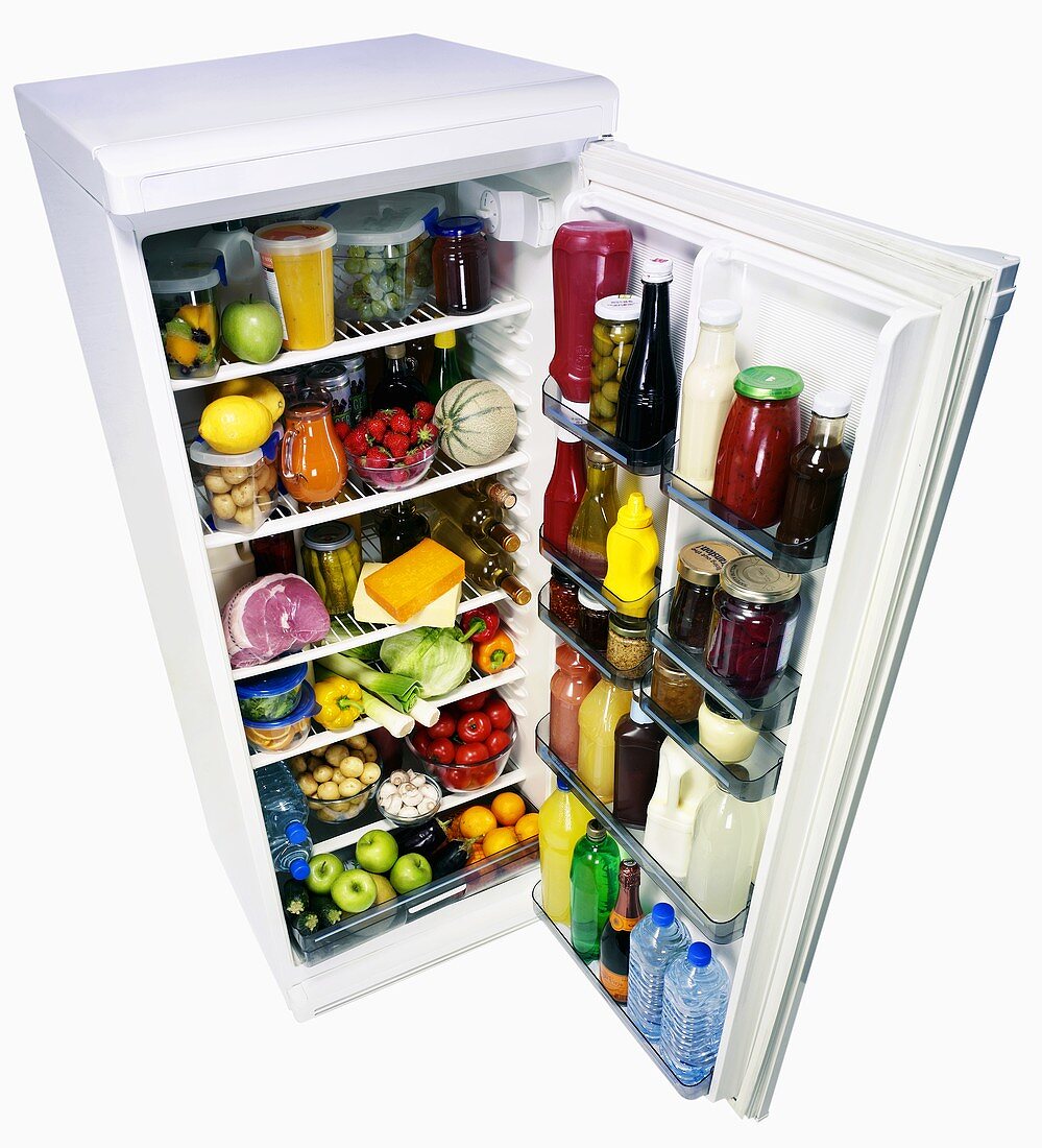 Lebensmittel in einem Kühlschrank