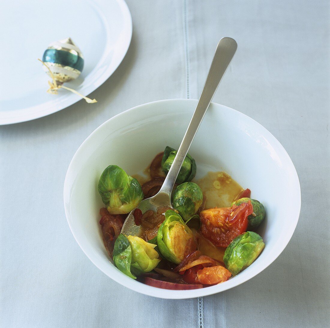 Brussels sprouts with ginger and tomatoes