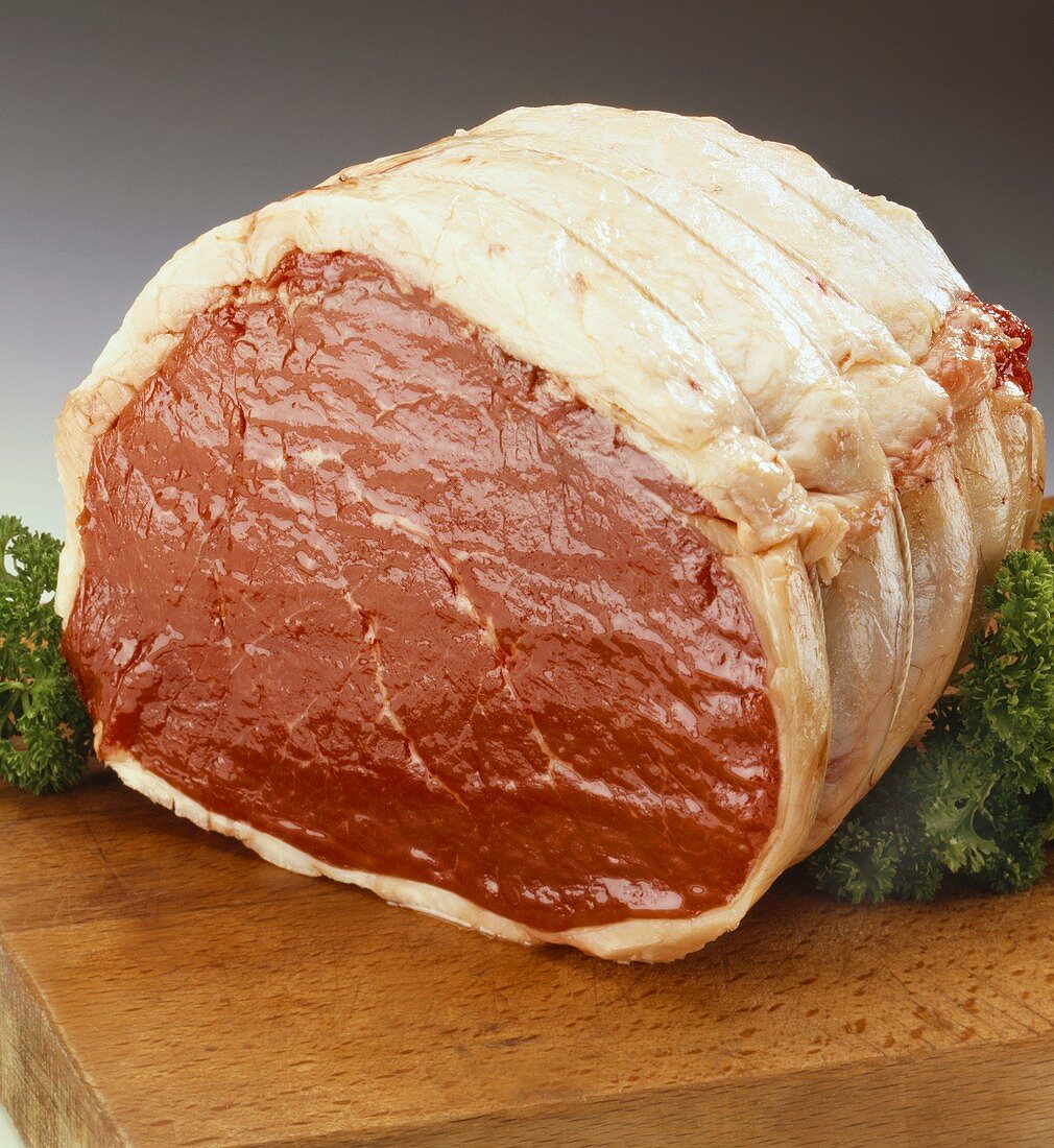 Raw joint of beef (topside)