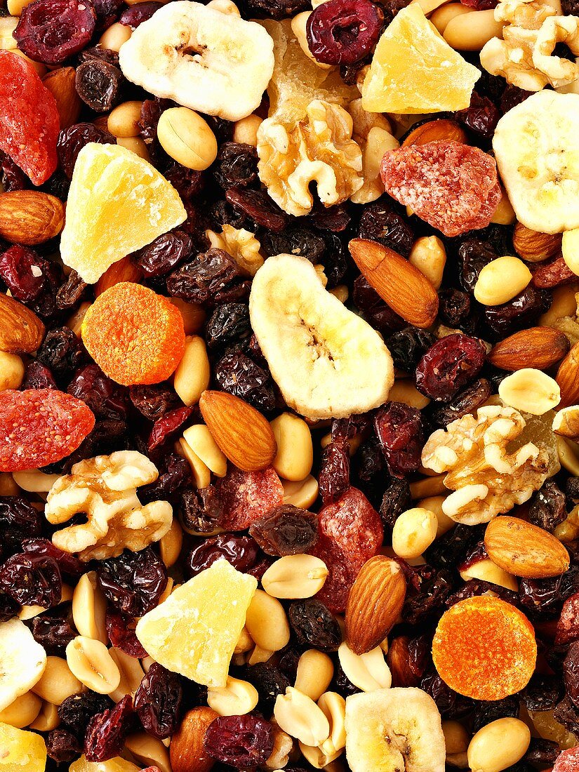 Trail mix (dried fruit and nut mixture)