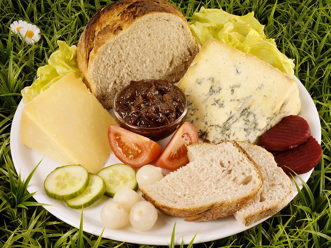 Ploughman's lunch (cheese, pickles, chutney & bread), England