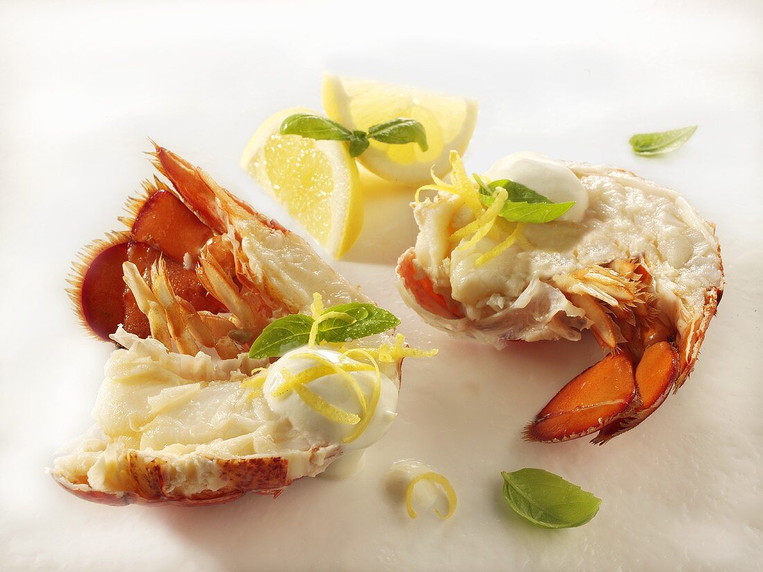Lobster pieces with lemon mayonnaise