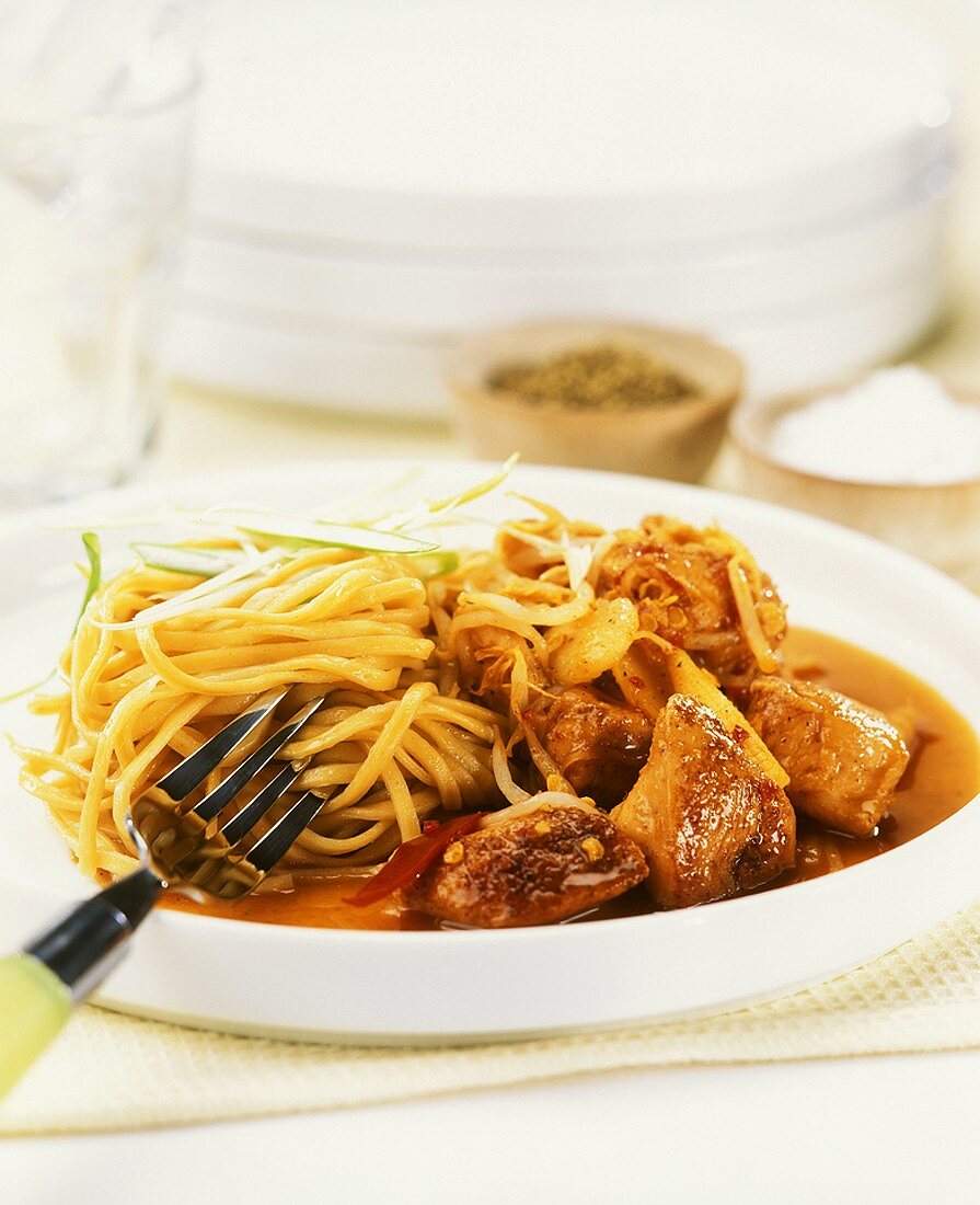 Chilli chicken with egg noodles