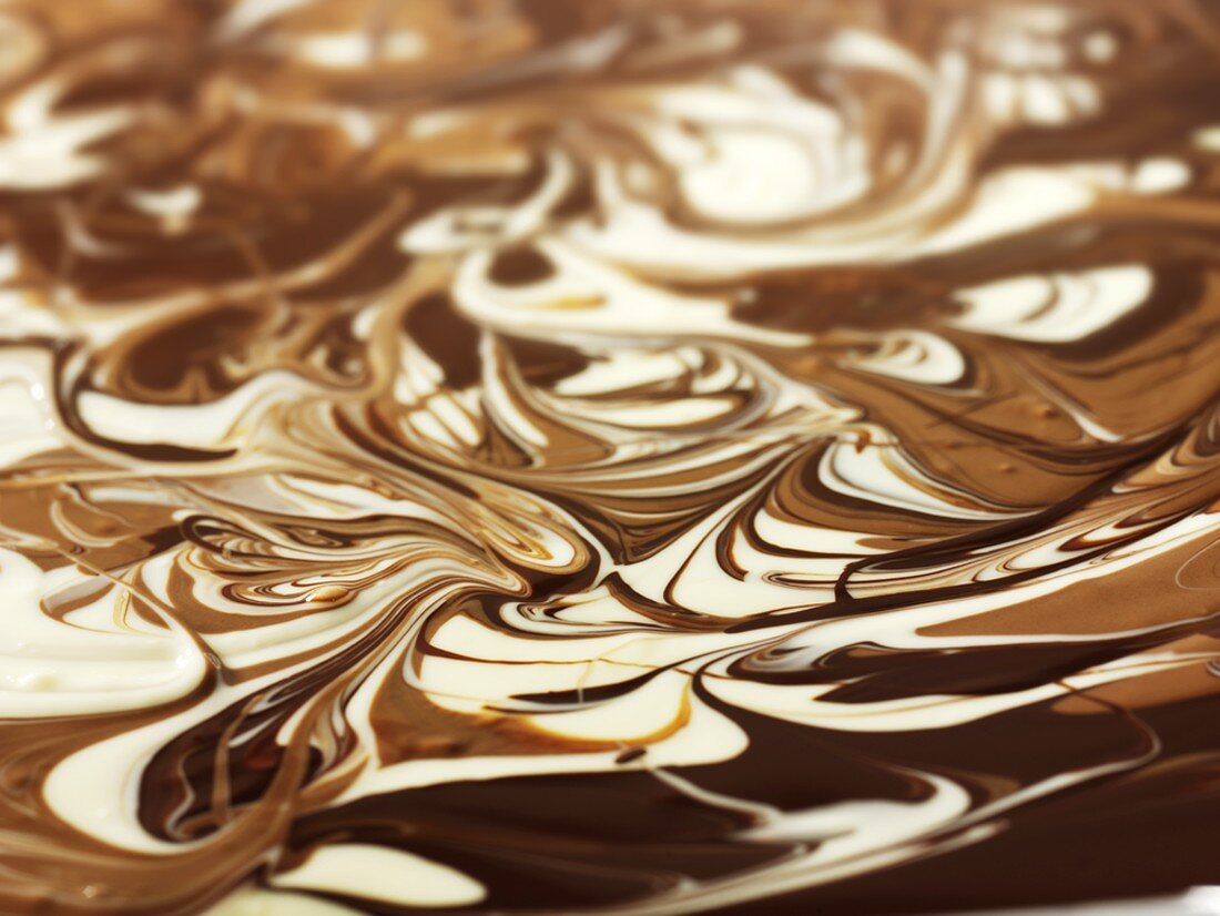 Marmorierte Schokolade (Bilfüllend)