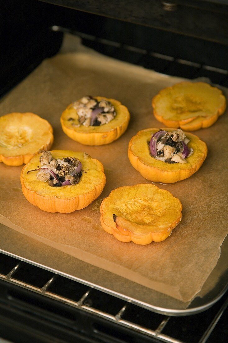 Baby pumpkins stuffed with tofu in the oven