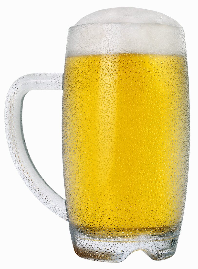 Pils in glass tankard