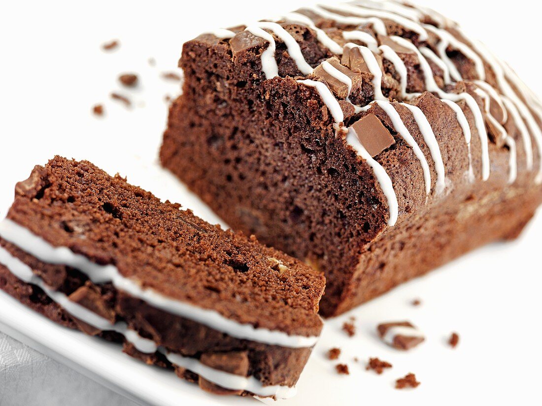 Chocolate cake, a slice cut